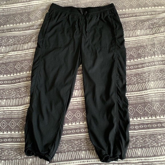 🔥ATHLETA GRILS 🔥 - Picture 2 of 5